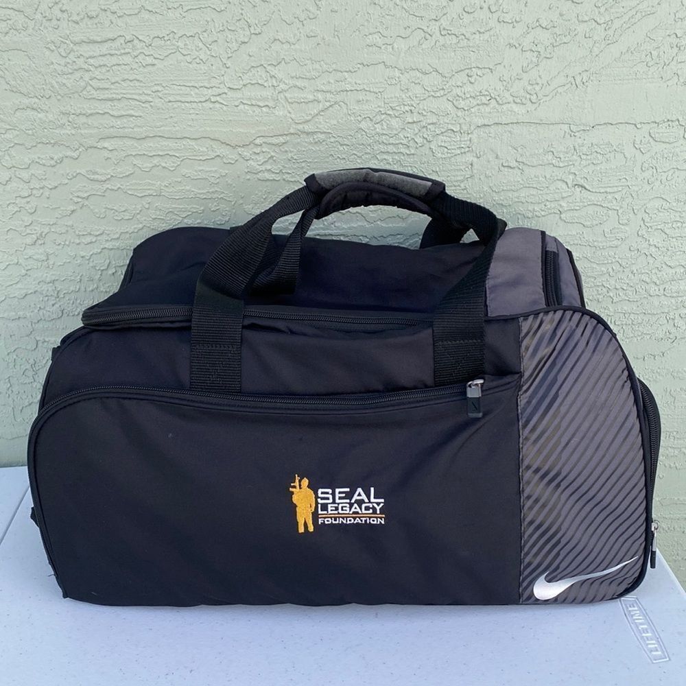 Nike Seal Legacy Duffle Bag